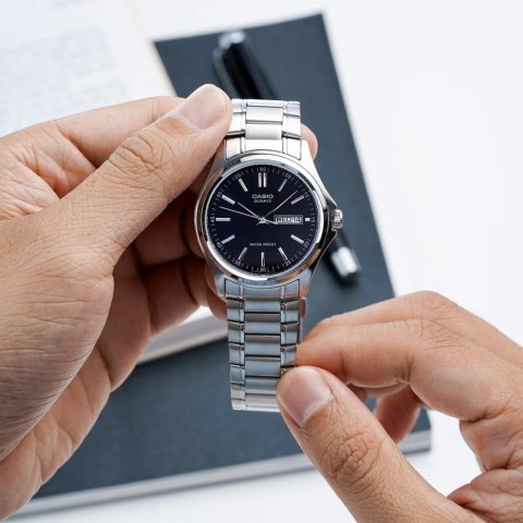 CASIO MTP-1239D-1A KLASSISK HERREUR - MULTIDATA + BOKS CASIO MTP-1239D-1A KLASSISK HERREUR - MULTIDATA + BOKS
