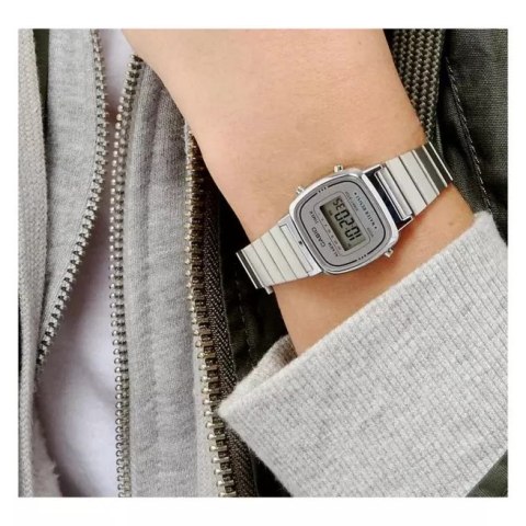 CASIO VINTAGE LA670WA-7D DAMEUR (ZD597a) + ÆSKE CASIO VINTAGE LA670WA-7D DAMEUR (ZD597a) + ÆSKE