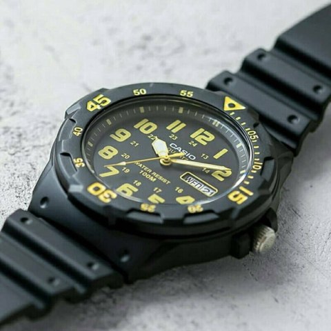 CASIO MRW-200H-9B (zd147i) + KASSEUR HERREUR CASIO MRW-200H-9B (zd147i) + KASSEUR HERREUR
