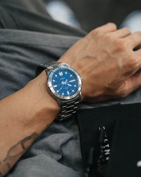CASIO MTP-VD01D-2E (zd185c) + KASSEUR HERREUR CASIO MTP-VD01D-2E (zd185c) + KASSEUR HERREUR
