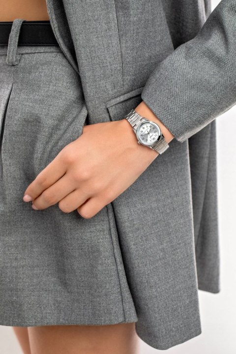 ZEGAREK DAMSKI CASIO LTP-V001D-7BUDF (zd589a) + BOX ZEGAREK DAMSKI CASIO LTP-V001D-7BUDF (zd589a) + BOX